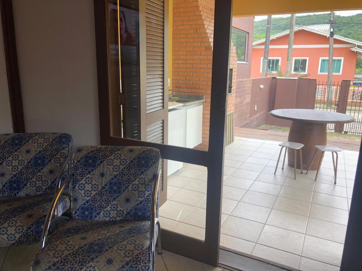 Linda Casa Com Piscina Em Bombinhas, Espaco Inteiro Kültér fotó