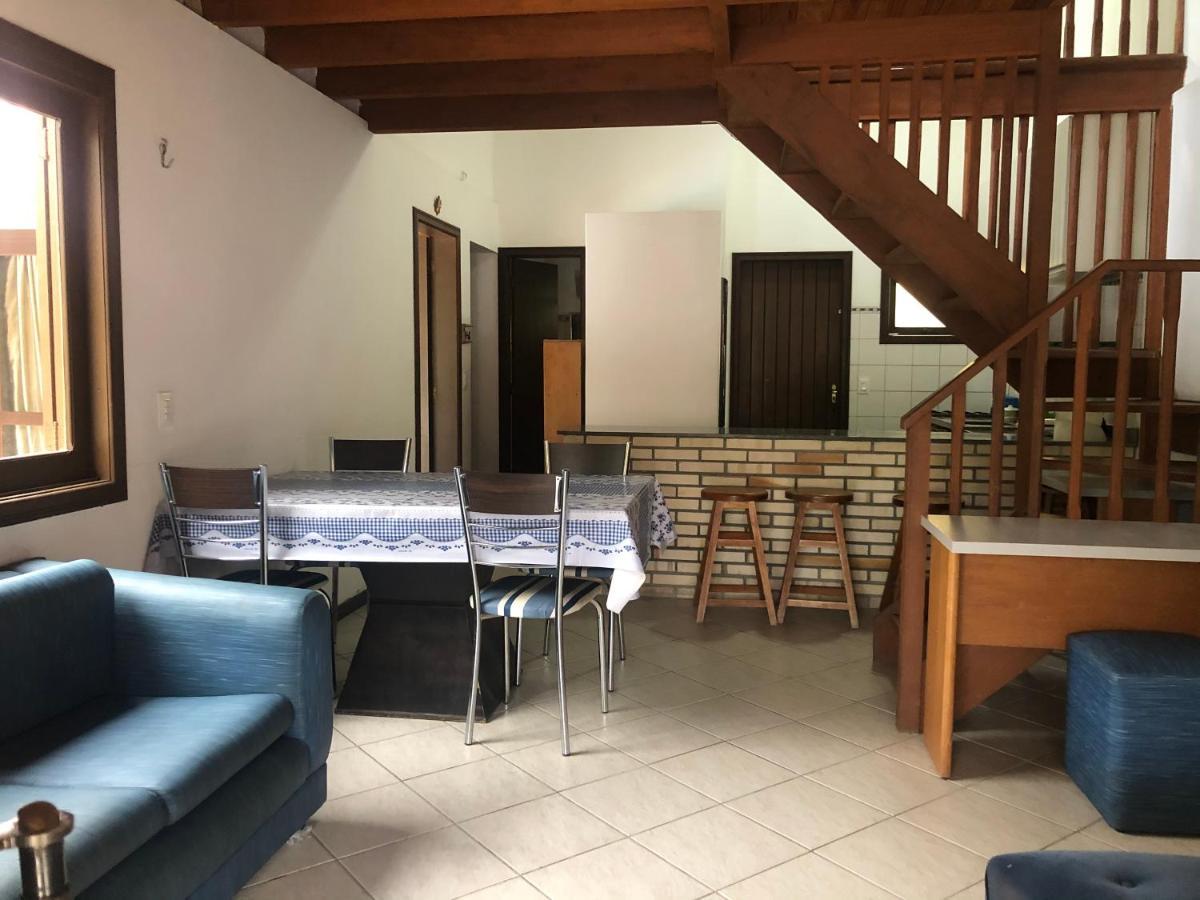Linda Casa Com Piscina Em Bombinhas, Espaco Inteiro Kültér fotó